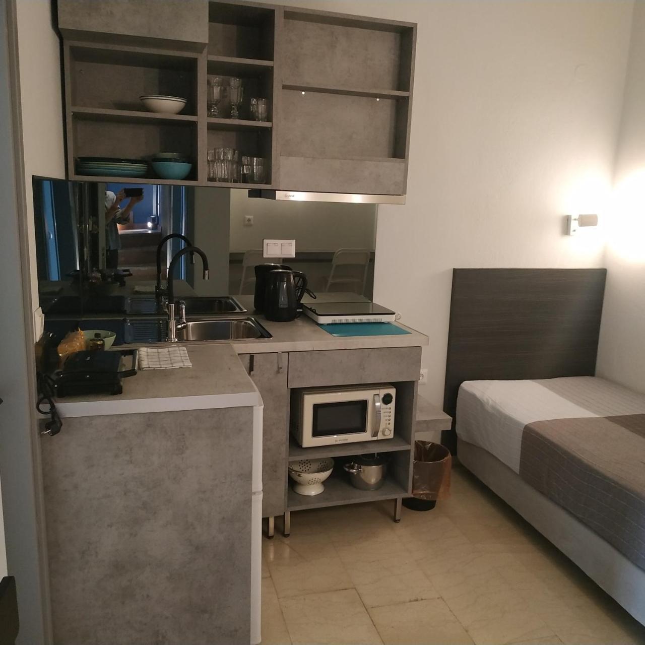 Loc Hospitality Urban Suites Corfu  Екстериор снимка
